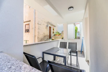 Apartment for 4 Guests in Baška Old Town