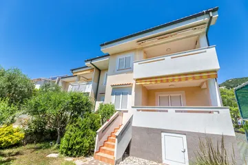 Apartment for 4 in Baška with Balcony and Sea View