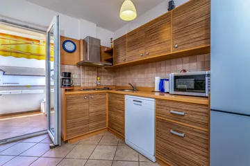 Apartment for 4 in Baška with Balcony and Sea View