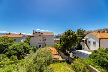 Apartment for 4 in Baška with Balcony and Sea View