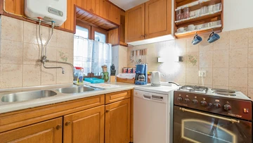 Baška Old Town Apartment for up to 5 Guests