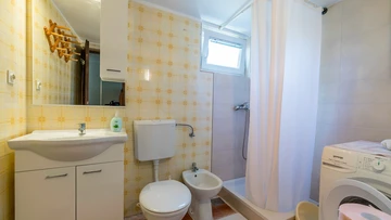 Baška Old Town Apartment for up to 5 Guests