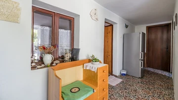 Baška Old Town Apartment for up to 5 Guests