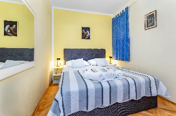 Baška Apartment with Covered Terrace and Parking