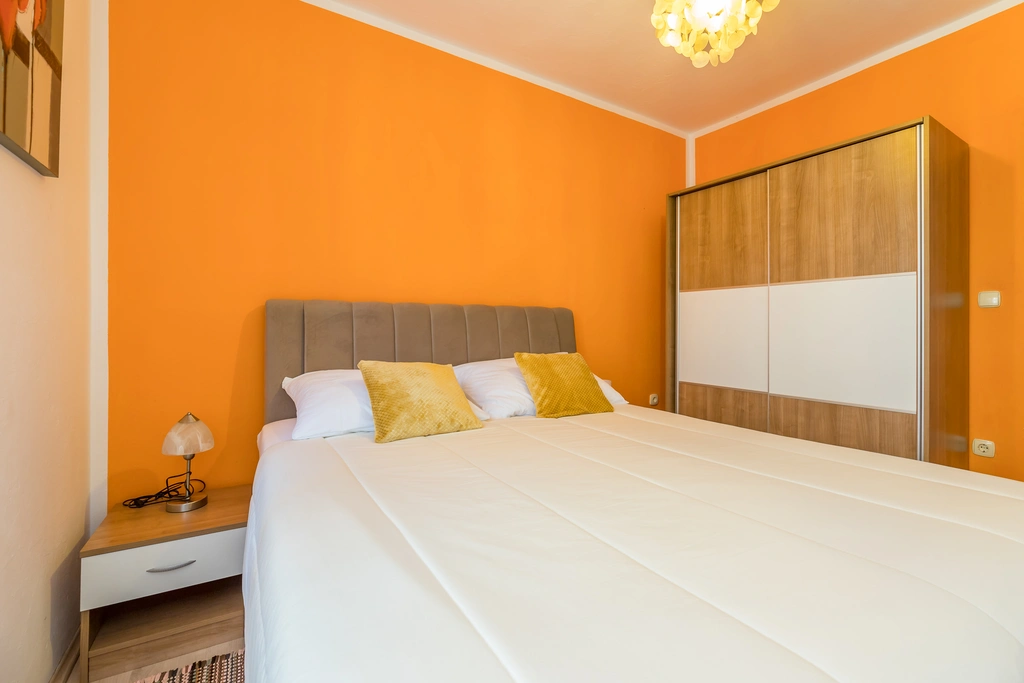 Two-Bedroom Apartment in Baška with Balcony