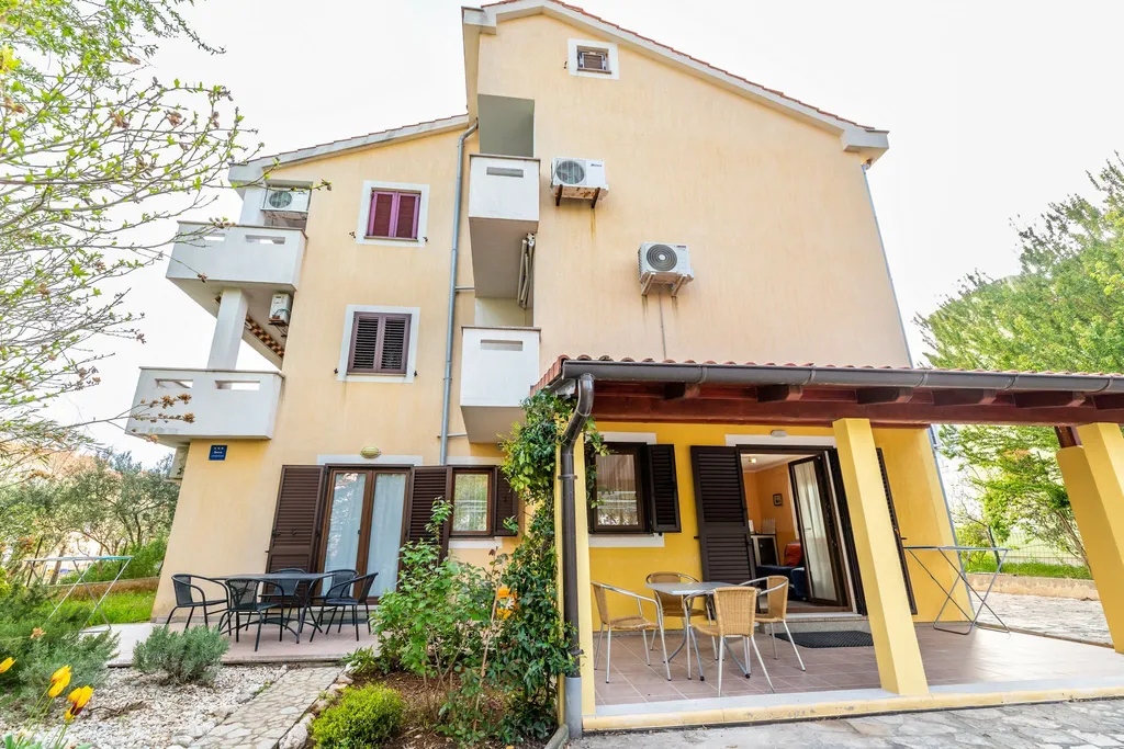 2-Bedroom Apartment in Baška with Large Terrace