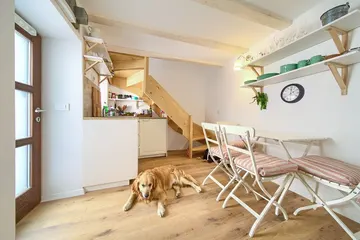 Baška Old Town Apartment for 2 Guests with Parking