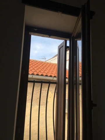 Baška Old Town Apartment for 2 Guests with Parking