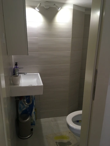 Baška Old Town Apartment for 2 Guests with Parking