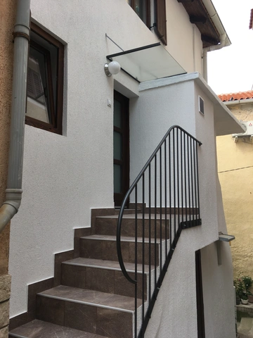 Baška Old Town Apartment for 2 Guests with Parking