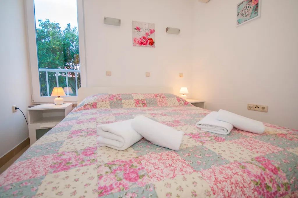 Lovorka 7 – Apartment in Baska für 4–5 Personen mit Balkon, Parkplatz und Grill