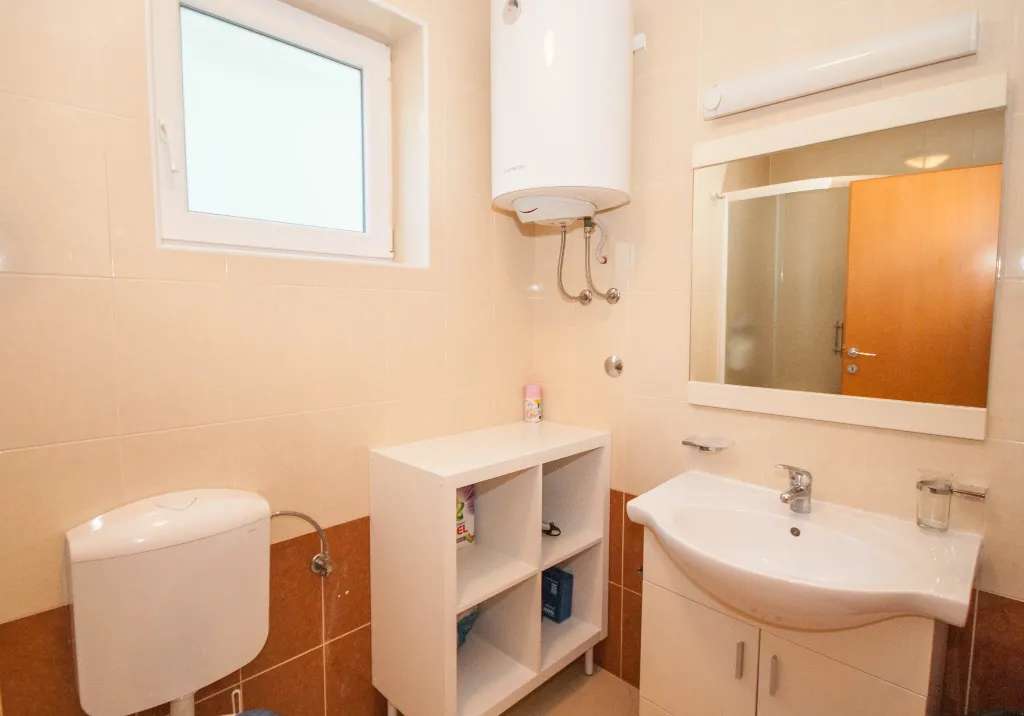 Lovorka 7 – Apartment in Baska für 4–5 Personen mit Balkon, Parkplatz und Grill