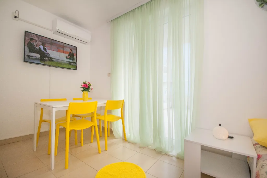 Lovorka 7 – Apartment in Baska für 4–5 Personen mit Balkon, Parkplatz und Grill