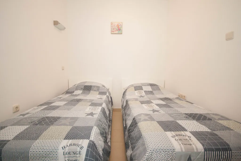 Lovorka 7 – Apartment in Baska für 4–5 Personen mit Balkon, Parkplatz und Grill