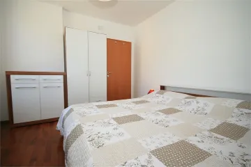 Two-Level 3-Bedroom Apartment in Baška for 8