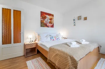 1-Bedroom Apartment with Sea-View Balcony in Baška