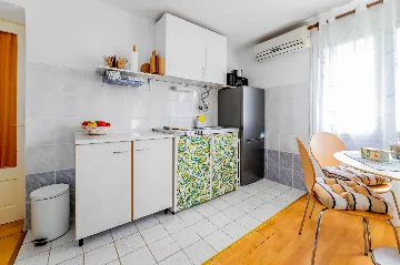 1-Bedroom Apartment with Sea-View Balcony in Baška