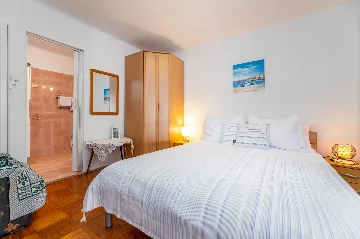 Studio in Baška for 2 Guests with Sea-View Terrace