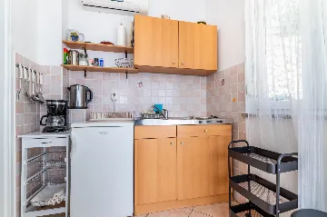Studio in Baška for 2 Guests with Sea-View Terrace