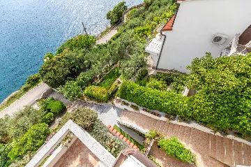 Studio in Baška for 2 Guests with Sea-View Terrace