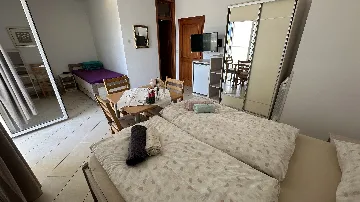 Baška Bed & Breakfast with Sea-View Balcony