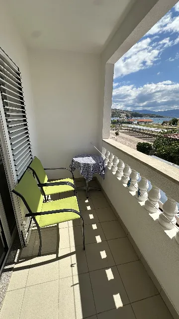 Baška Bed & Breakfast with Sea-View Balcony