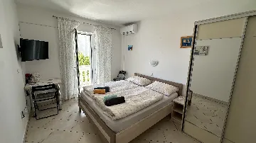 Baška B&B Room for 2 with Sea-View Balcony