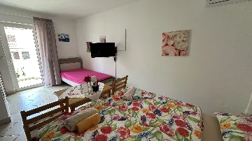 Bed & Breakfast Room in Baška for Up to 3 Guests