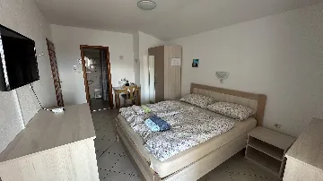 Baška Bed & Breakfast Room for 2 with Sea-View Balcony