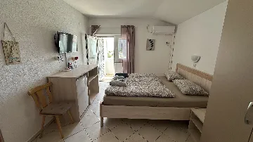 1-Bedroom Bed & Breakfast in Baška for 2 Guests