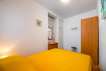 2-Bedroom Apartment in Baška with Terrace & Parking