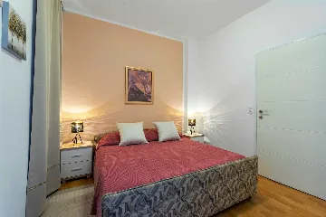 2-Bedroom Apartment in Baška with Terrace & Parking