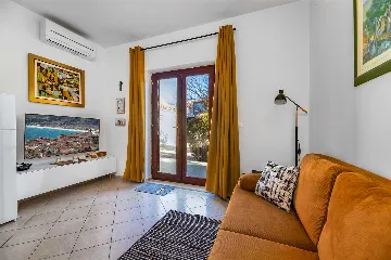 2-Bedroom Apartment in Baška with Terrace & Parking