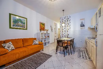 2-Bedroom Apartment in Baška with Terrace & Parking