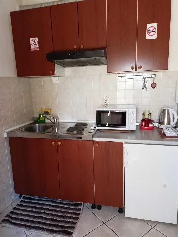 Air-Conditioned Studio in Dubrovnik with Fortress Views