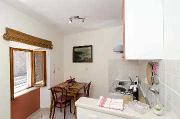 Air-Conditioned Studio in Dubrovnik with Fortress Views