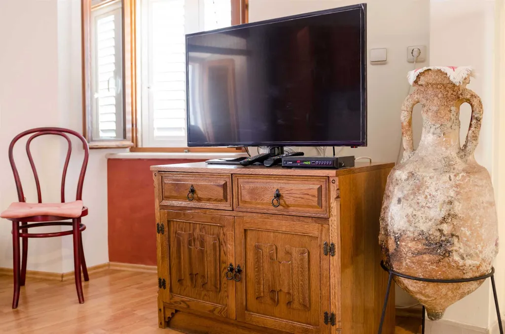 Air-Conditioned Studio in Dubrovnik with Fortress Views