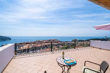 Dubrovnik 1-Bedroom Apartment with Terrace View