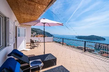 Dubrovnik 1-Bedroom Apartment with Terrace View