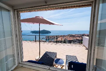 Dubrovnik 1-Bedroom Apartment with Terrace View
