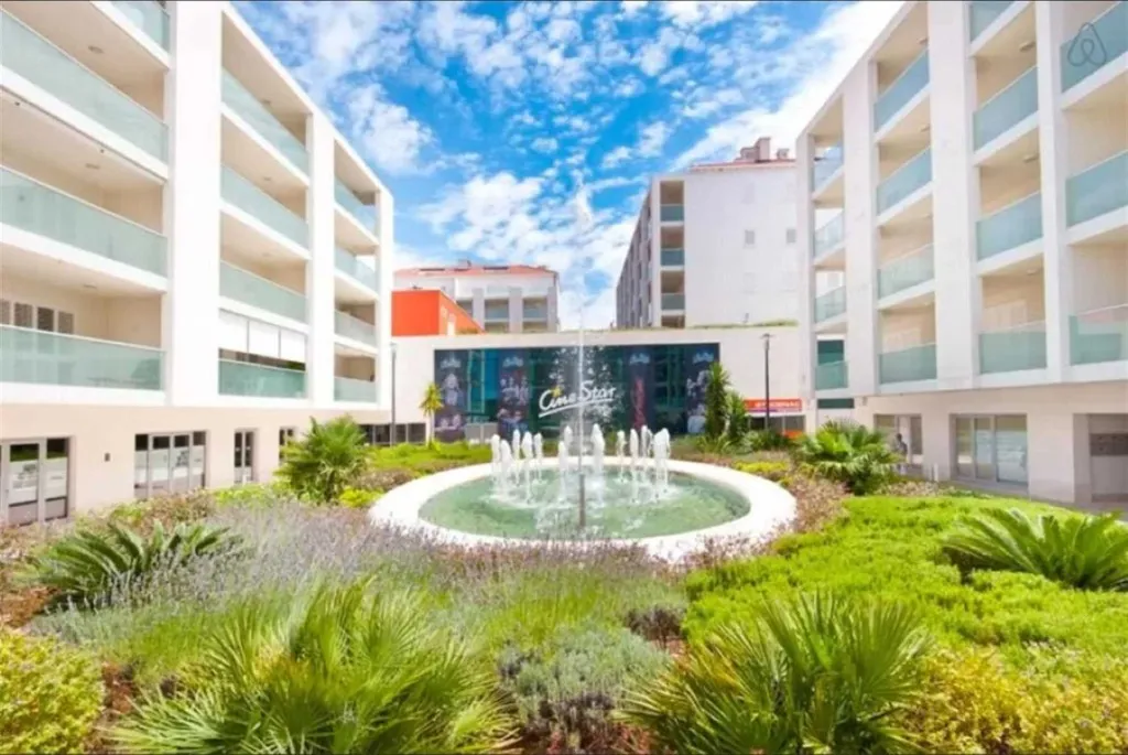 Dubrovnik Lapad One-Bedroom Loft Apartment for 4