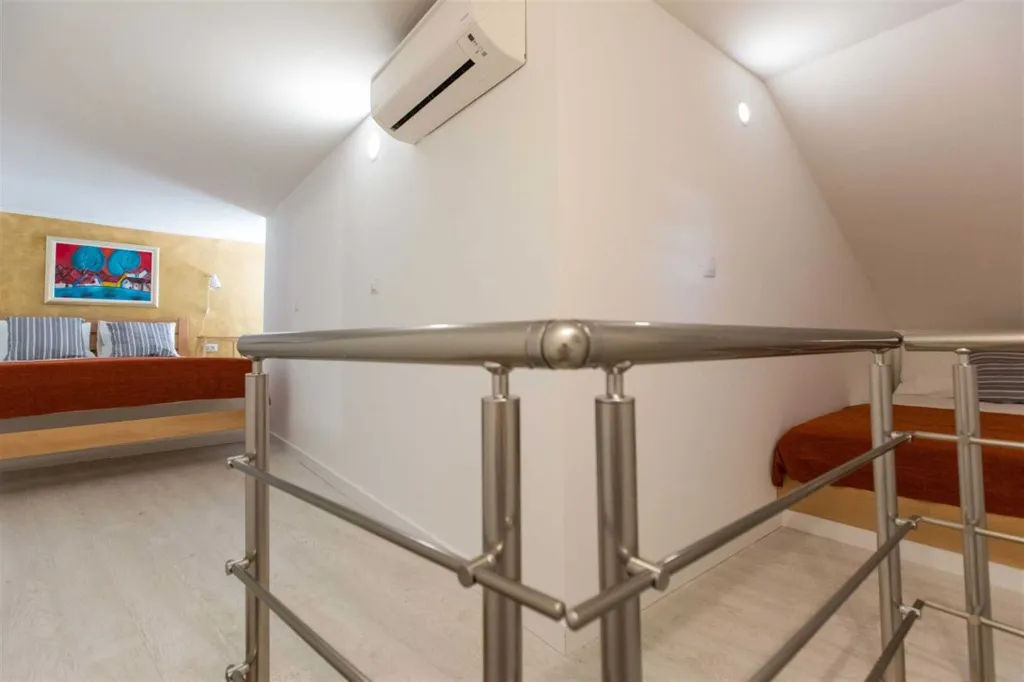 Dubrovnik Duplex Apartment with Terrace for 2