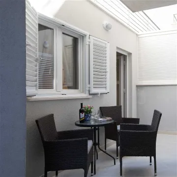 Dubrovnik Duplex Apartment with Terrace for 2