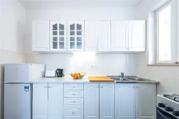 Dubrovnik 3-Bedroom Apartment with Balcony & Sea View