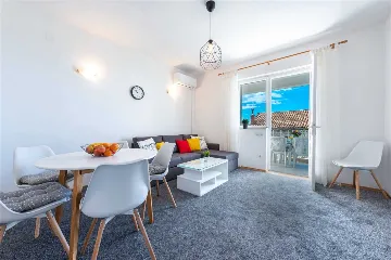 Dubrovnik 3-Bedroom Apartment with Balcony & Sea View