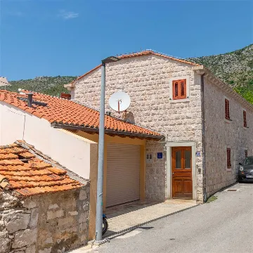 Dubrovnik Zaton Apartment with Sea Access & Terrace