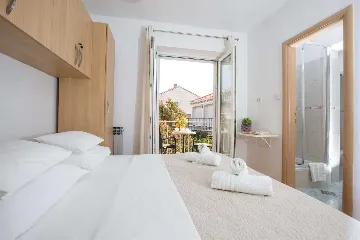 Double Room with Balcony and Sea View in Dubrovnik