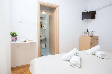 Double Room with Balcony and Sea View in Dubrovnik