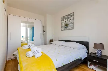 One-Bedroom Apartment with Sea View in Pomena