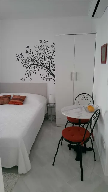 Air-Conditioned Double Room with Terrace in Dubrovnik